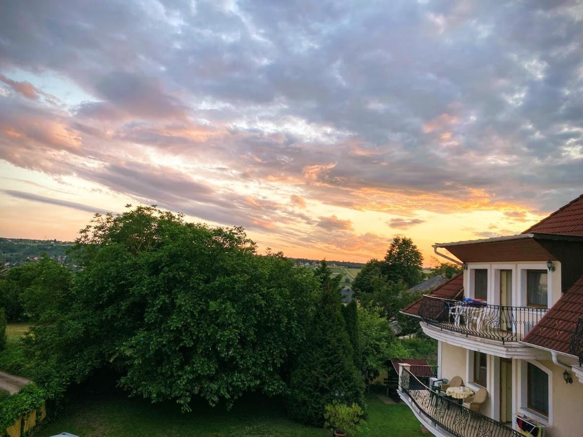 Appartamento Club Unicum Hévíz Esterno foto